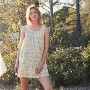 Doen Gladys Dress in Moss Papillon Floral